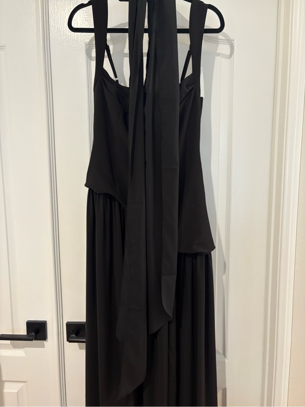 Elegant Black Maxi Dress with Draped Scarf - Picture 10 of 10